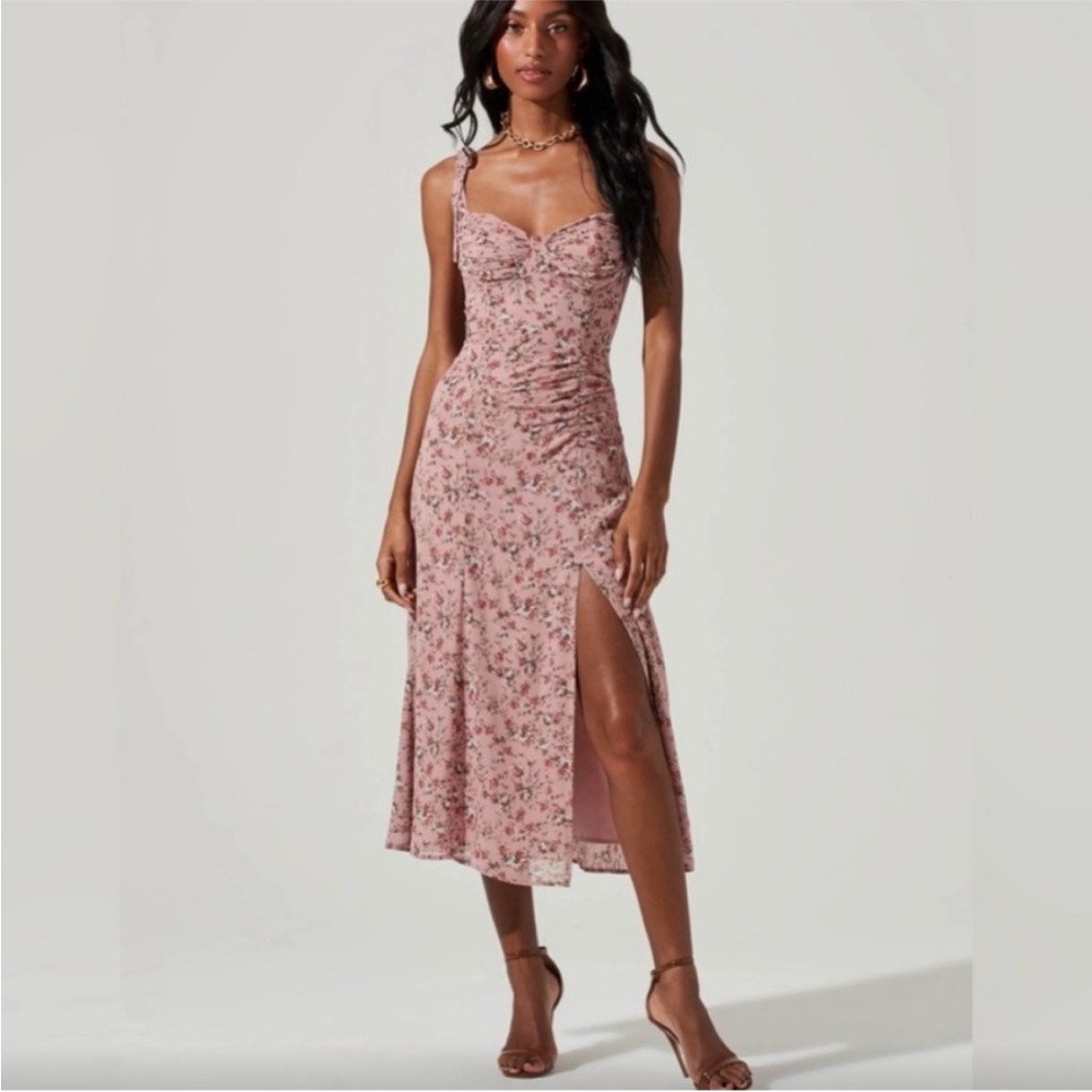 Astr Pink Floral Midi Dress